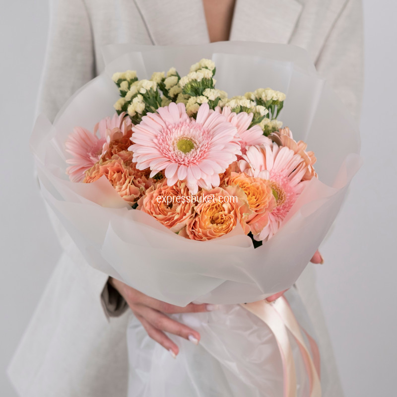 Сборный букет с герберами