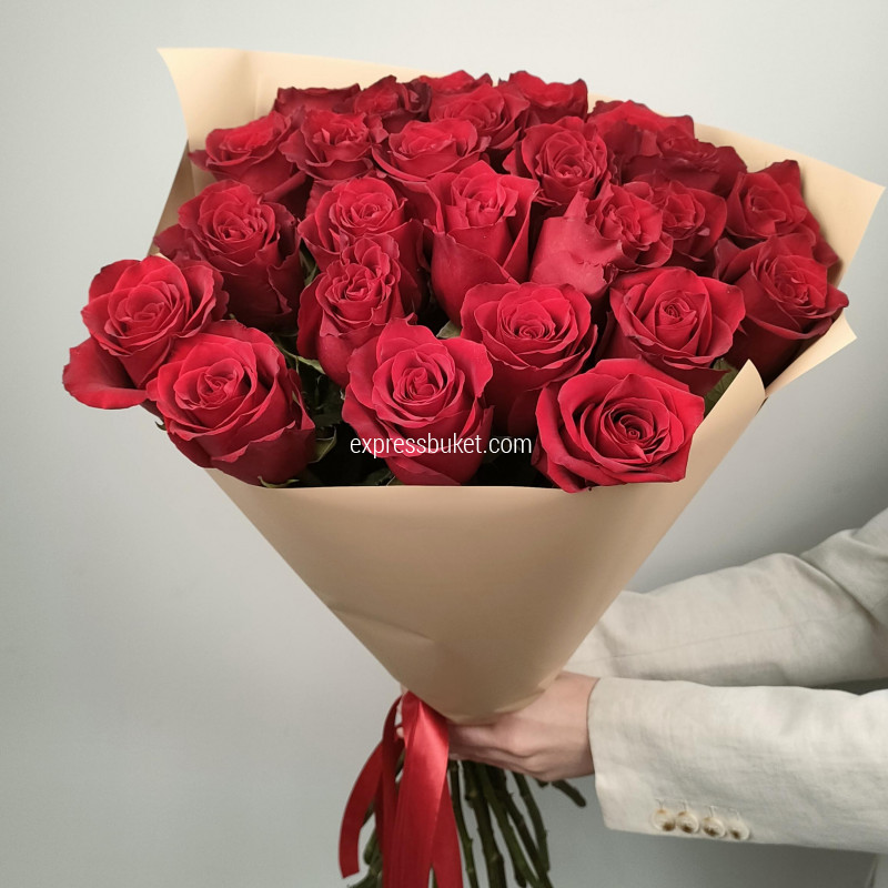 Букет 650 из роз 80см